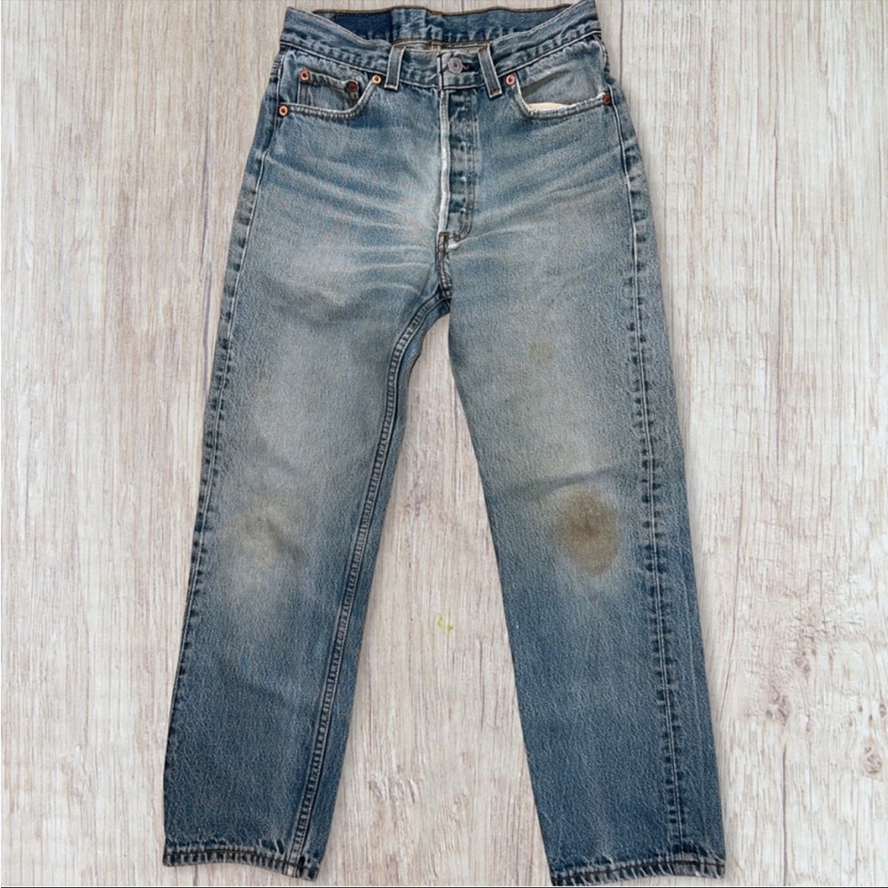 True Vintage 80s Classic Button Fly 501xx Levi’s size 30/31